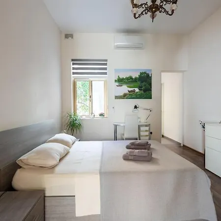 Modern Stylish Flat Near Valletta And Sliema! *