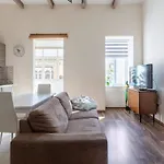 Modern Stylish Flat Near Valletta And Sliema! アパート *
