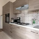Modern Stylish Flat Near Valletta And Sliema! アパート ムサイダ