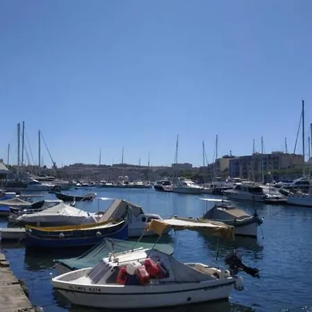 Modern Stylish Flat Near Valletta And Sliema! Мсида