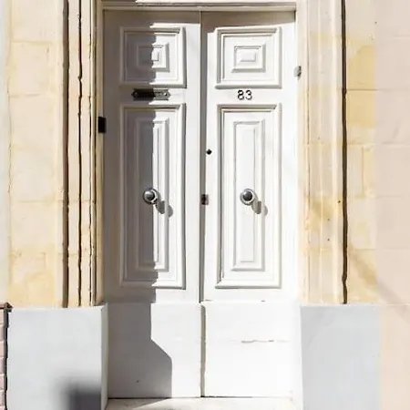 Modern Stylish Flat Near Valletta And Sliema! Апартаменты Мсида